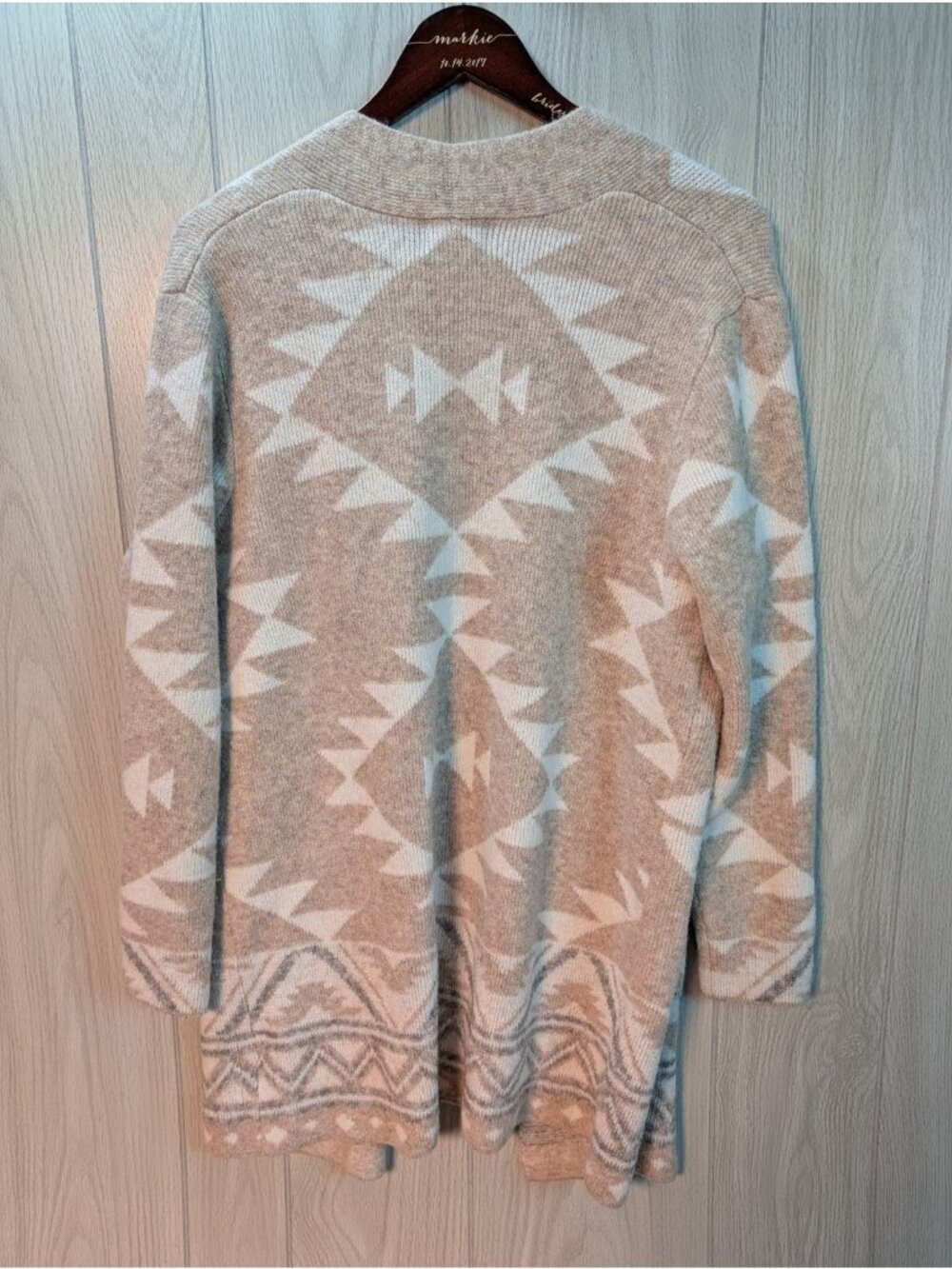 FRYE Beige White Knit Cardigan Sweater Geometric Pattern Long Sleeve Large - Picture 4 of 8